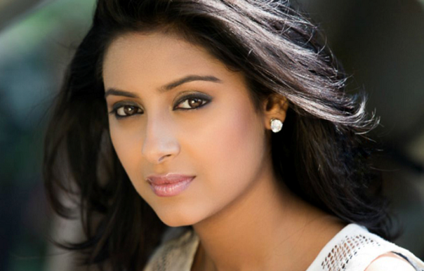 L’actrice indienne, Pratyusha Banerjee,  s’est suicidée