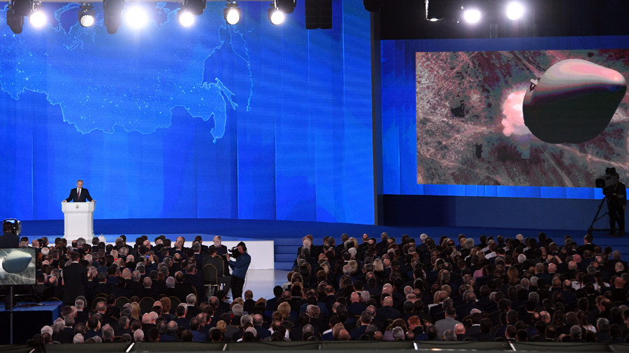 Le président russe Poutine dévoile des armes nucléaires «invincibles»