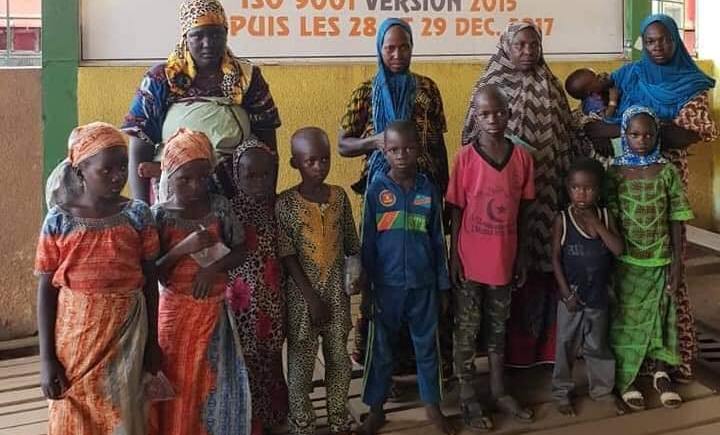 2 bus, remplis d’enfants nigériens destinés à la mendicité à Abidjan, arrêtés en Côte d’Ivoire