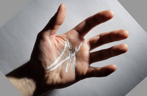 Si vous avez la lettre M dans la paume, voici ce que cela signifie