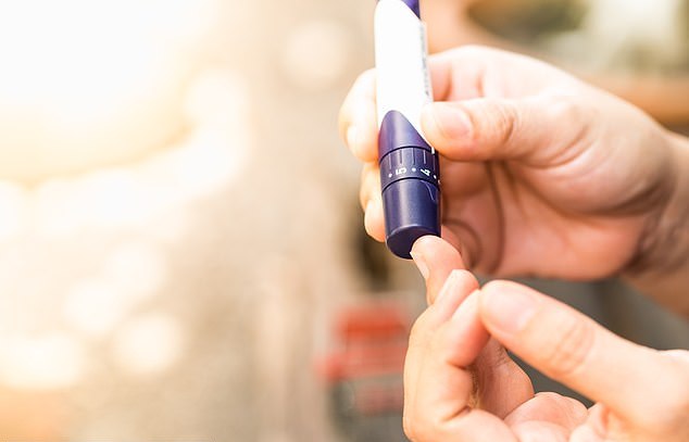 Un espoir pour les diabétiques: Les scientifiques transforment les cellules souches en cellules productrices d&rsquo;insuline dans le cadre d&rsquo;une percée médicale qui pourrait «enfin trouver un traitement curatif»