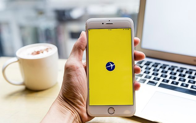 Les applications iPhone populaires vous enregistrent secrètement! Parmi les entreprises qui capturent votre écran, Expedia et Hollister (et les données pourraient tomber entre les mains de criminels)