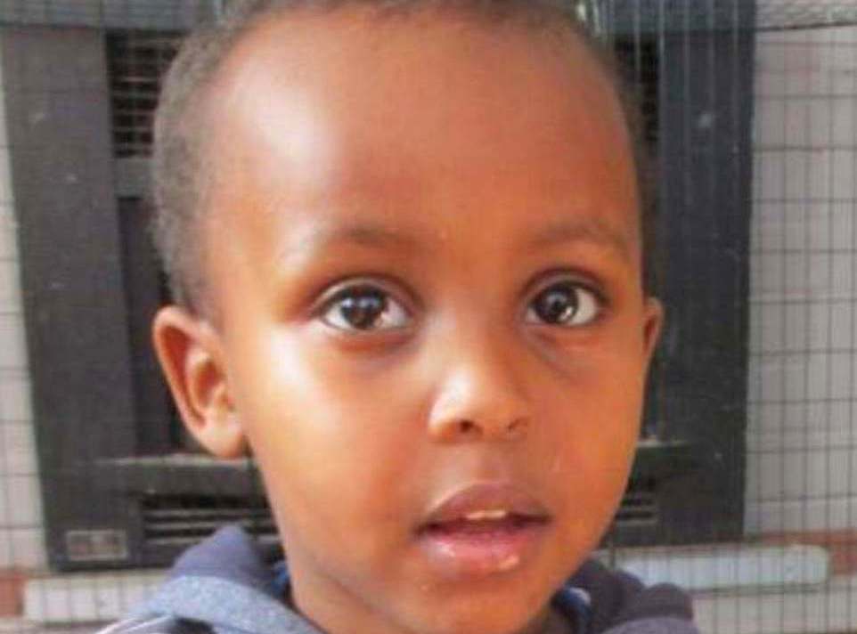 « Il est mort dans les bras de son père »: un garçon de 3 ans parmi les victimes de l&rsquo;attentat terroriste en Nouvelle-Zélande