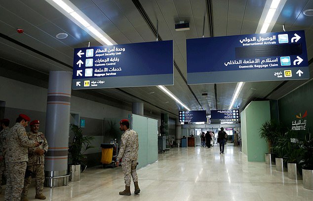 Au moins un mort et plusieurs blessés lors de l&rsquo;attaque d&rsquo;un aéroport en Arabie Saoudite par les forces yéménites