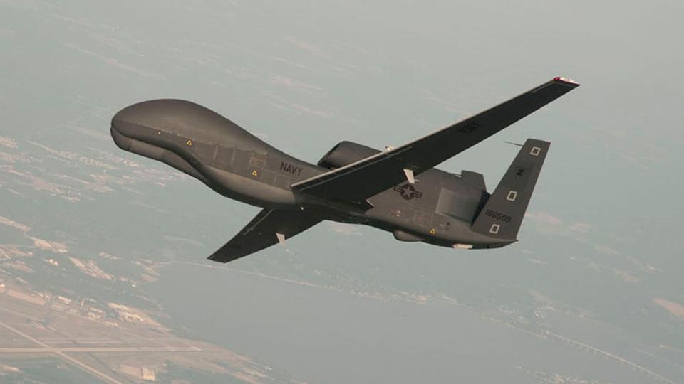 La garde révolutionnaire iranienne a déclaré avoir abattu un drone américain et met en garde les USA