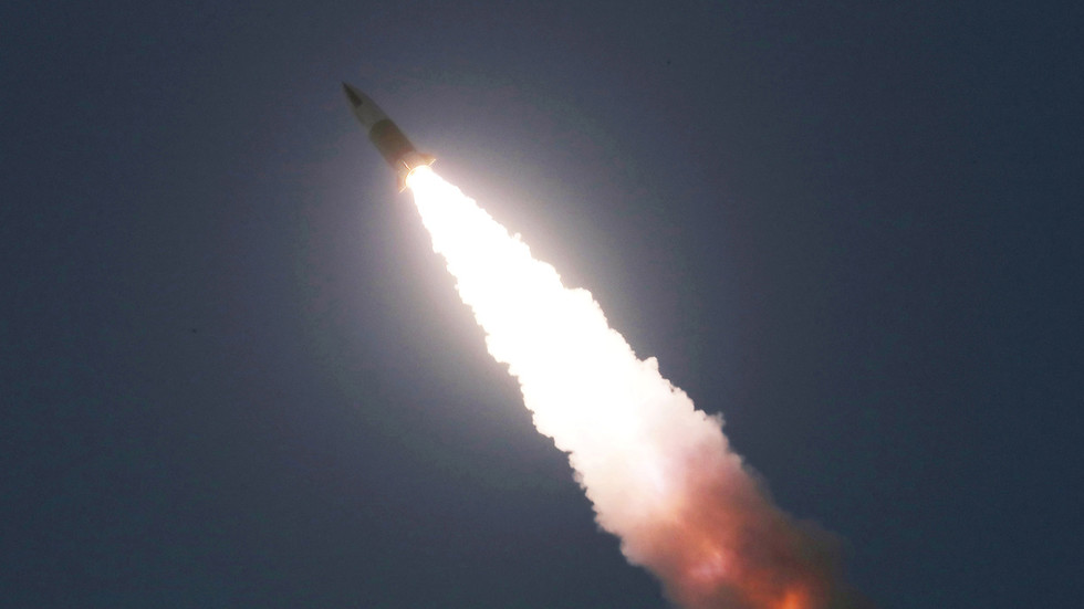 L&rsquo;Iran lance une attaque contre les bases militaires américaines au Qatar et en Iraq