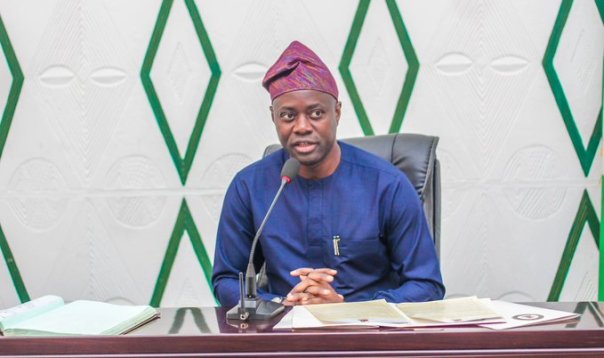 Nigeria: le gouverneur Seyi Makinde a chopé le coronavirus (Covid-19)